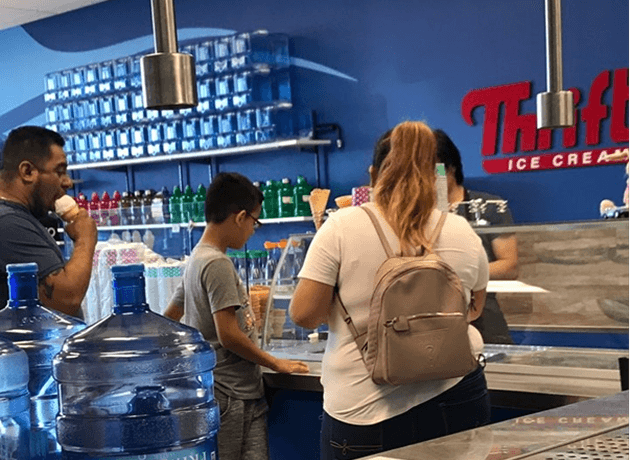 7 PLUS Drinking Water & Ice Cream 소개